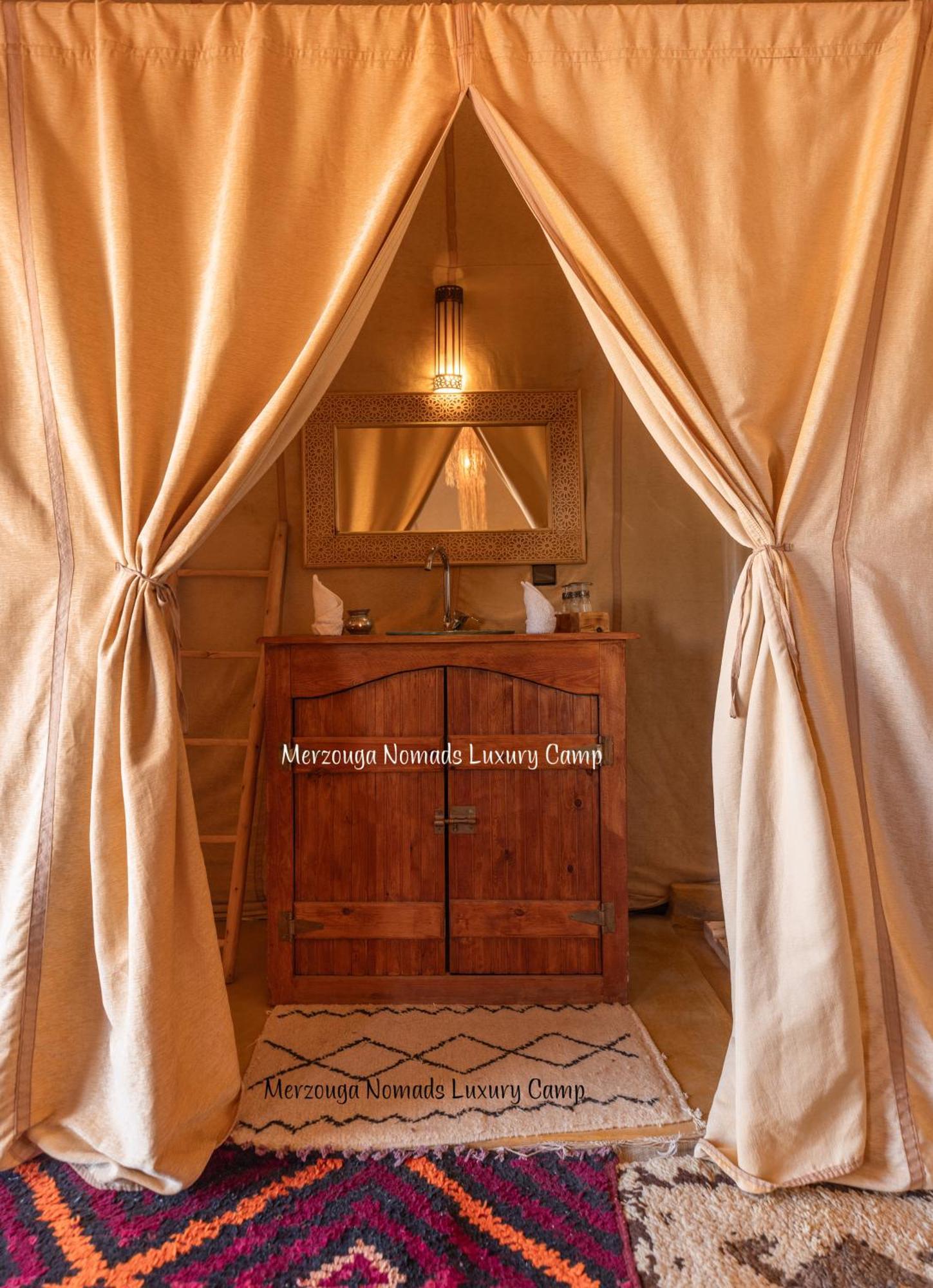 Merzouga Nomads Luxury Camp Eksteriør bilde